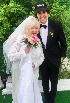 Sara Dobrik brother David Dobrik with his ex-wife Lorraine on their wedding day